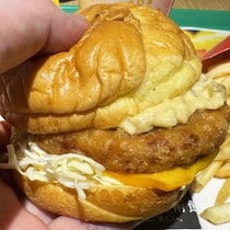 【裏メニュー】マクドナルドのチキンタツタはビッグマック味にして食べるとゲキウマ確定