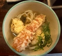 【グルメ】立ち食い讃岐うどんの人気店　おにやんま五反田本店で久々に食べてみた