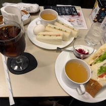 「喫茶室ルノアール」の「モーニング・サービス」と「おかわり￥300サービス」サービスが素晴らしい