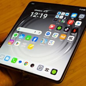 OPPOが国内発売した折りたたみスマホ「Find N6」をレビュー 大画面とタッチペンの組み合わせでAI機能がより便利に