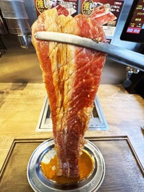 【グルメ】焼肉ライクの厚切り一本カルビが激安なのにデカすぎる件→ しかも500円で食べる方法あり