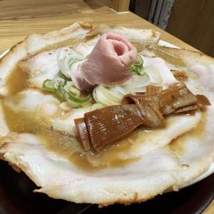 【旅行グルメ】JR東京駅で肉すぎるラーメンが食べられるよ / ひらこ屋