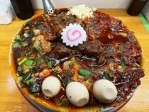 【東京グルメ】あまりにもビジュアルが凄くてうまいラーメンを食べたか？ 護国寺の「らーめん護什番」