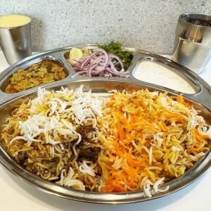 伝説のビリヤニ屋「ビリヤニマスター」で食べる方法とルール