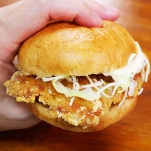 ケンタッキーの「鶏竜田」はマクドナルドの「チキンタツタ」より美味しいのか実際に食べてみた