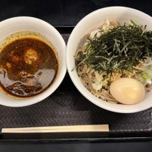 【グルメ】蕎麦界の二郎！？　ガッツリ食べたいときにオススメの「なぜ蕎麦にラー油を入れるのか。」