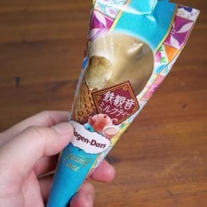 【高確率で買う方法】ハーゲンダッツの鉄観音ミルクティーがバカ売れ→ 完売続出→ 買うためにセブンイレブン巡りする女性たち
