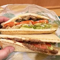 【裏グルメ】サブウェイは無料でデカ盛り可能という事実→ なんと「多め」より多い「上限」が存在