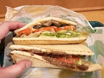 【裏グルメ】サブウェイは無料でデカ盛り可能という事実→ なんと「多め」より多い「上限」が存在