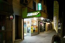 アメリカのサブウェイで「最大量の具を入れてください」と注文した結果