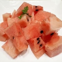 レストランで食べたスゲーうまいスイカの種を植えて育てたらスゲーうまくなるのか→ 試してみる