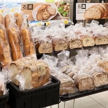 タカキベーカリーから「石窯パンの端っこ」が登場