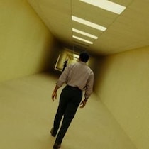 あの“黄色い部屋”へ迷い込む　気鋭監督のリミナルスペース・ホラー『Backrooms(原題)』日本公開決定［ホラー通信］