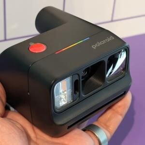 Polaroidが「世界最小のインスタントアナログカメラ」をうたう「Polaroid Go Generation 3」を発売