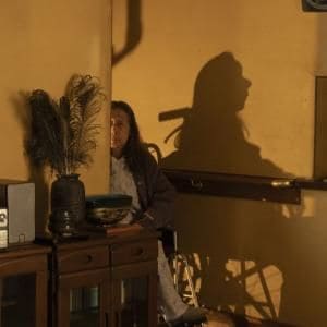 父の突然の死、認知症の母の介護――でも、何かがおかしい　酒井善三監督作『遺愛』“呪い”と異変をめぐる調査資料（１）［ホラー通信］