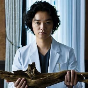 映画『廃用身』染谷将太インタビュー「良い人なのか悪い人なのかが曖昧に見えてくる　その映画表現が本当に素敵」
