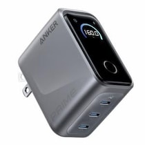 出張バッグの充電器、これ1つでいいかも。世界最小クラス160W充電器