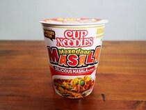 奇想天外なCMばかりやってる日清だけど「どの国に行ってもカップヌードル」があって偉大すぎるんだ