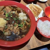 大手町にまさかのスタミナラーメン誕生！「ガッツ☆ちびすけ」が放つ禁断の一杯