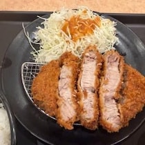 【グルメ】昨年好評だったメニューが復活！　とんかつ松のやで「超厚切りリブロースかつ」を食べてみた