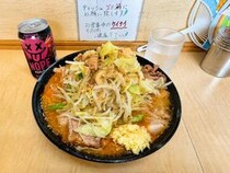 【激グルメ】ラーメン二郎京成大久保店の味噌ラーメンが究極的にウマイという話