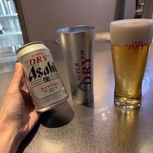 冷えたスーパードライをさらに美味しく飲むコツ　飲む前の「3分冷凍庫」を試してみた