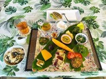 【秘境グルメ】沖縄県の奥地に沖縄県民ですら知らない「究極の野草料理」を食べに行く / かっかぁカフェ