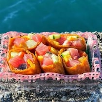 那覇からクルマで行ける伝説の秘島・奥武島の「海鮮いなり」が美味しすぎる件
