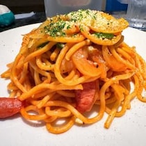 【東京グルメ】すぐに売り切れる神田ランチ「泉の超激うまナポリタン」を食べに行く