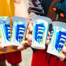 森永アイスボックスが、ライフセーバー・海の家で働く人々を応援！真夏の海岸線で暑さ対策の“プレクーリング”
