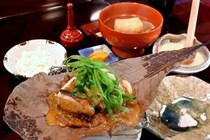 平日の『うかい鳥山』は超穴場だ！里山の合掌造り×朴葉焼き会席がリーズナブル