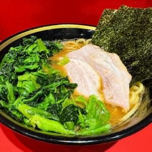 【家系グルメ】ラーメン激戦区にオープンした横濱家系ラーメン十八代目野中家神田店のラーメンを食べる