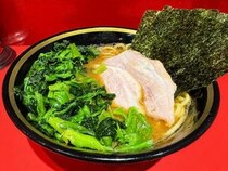 【家系グルメ】ラーメン激戦区にオープンした横濱家系ラーメン十八代目野中家神田店のラーメンを食べる