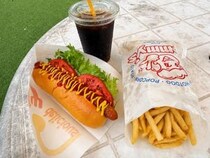 【神戸市民のソウルフード】兵庫県民が大絶賛する神戸名物「トミーズのフライドポテト」について詳細を語る