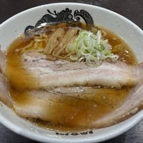 喜多方ラーメンの異端児「食堂 はせ川」が東京駅にオープン！ 大判チャーシューメン＆ライスで昇天！