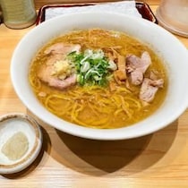 【ニンニク必須】東京でいちばん味噌ラーメンがうまい「三ん寅」で食べた結果→ 最高オブ最高だった件
