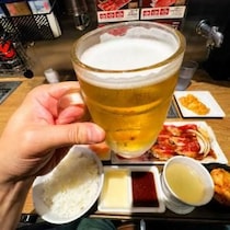 【神グルメ】焼肉ライクの30分ビール飲み放題は何杯飲めるのかチャレンジした結果→ 極めた