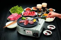 ”ザクⅡモデルの焼肉グリル”とか意味不明なので発売元のイワタニを問い詰めてみました