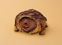 【ビアードパパ】ゴディバとコラボしたショコラ尽くしの贅沢シューは10月限定！復活した「焼きチーズケーキシュー」も見逃せない。