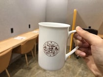 銀座で450円から使えるって嘘だろ...。カラ館がやってる"セルフ式カフェ"がWi-Fi＆電源完備で優秀すぎ。