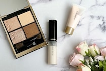 アットコスメで「SUQQU」の"お得な限定セット"が登場！人気アイシャドウなどの現品に下地のミニサイズ付きは嬉しい...。