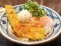 堂本光一パワーの源、丸亀の「光一スペシャル」食べてみた。ガツンとサッパリで天才すぎる...。《編集部レビュー》