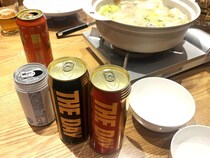 見た目はお酒、中身は水。ロッテの新感覚ドリンク「THEDAY」をホームパーティで飲んでみた。《編集部レポ》
