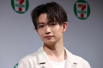 「僕のどタイプの味」生粋の甘党・綱啓永さんがセブンの推しスイーツをとろける笑顔で告白