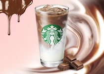 【スタバ】定番人気メニューがバレンタイン仕様に！飲み進めるごとに変化するカカオの味わい
