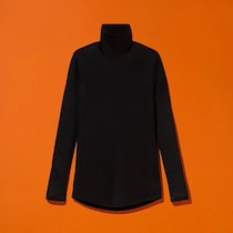 ファミマのアパレルブランド、今なら一部商品が半額。冬向け高機能ウェアなどがお得な「クリアランスセール」は28日まで。