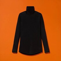 ファミマのアパレルブランド、今なら一部商品が半額。冬向け高機能ウェアなどがお得な「クリアランスセール」は28日まで。