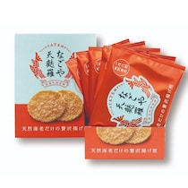 「高市総理かわいい」"電車のお供"にSNS大盛り上がり　有名店の「えびせん」を手にニッコリ