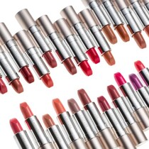 「さよなら...激安リップ...」　ちふれの300円台リップの廃盤に驚きの声、リニューアルで880円に。