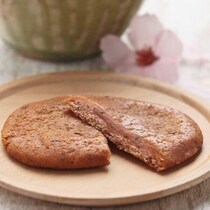 【カルディ】春限定！チェックすべき新作「さくらお菓子」3選